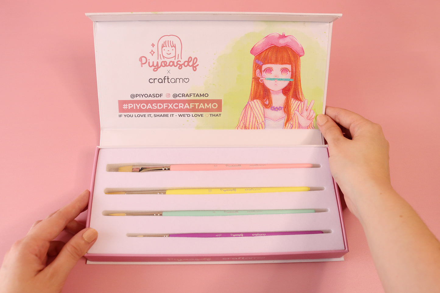 Set de pinceles profesionales PIYOASDF X CRAFTAMO